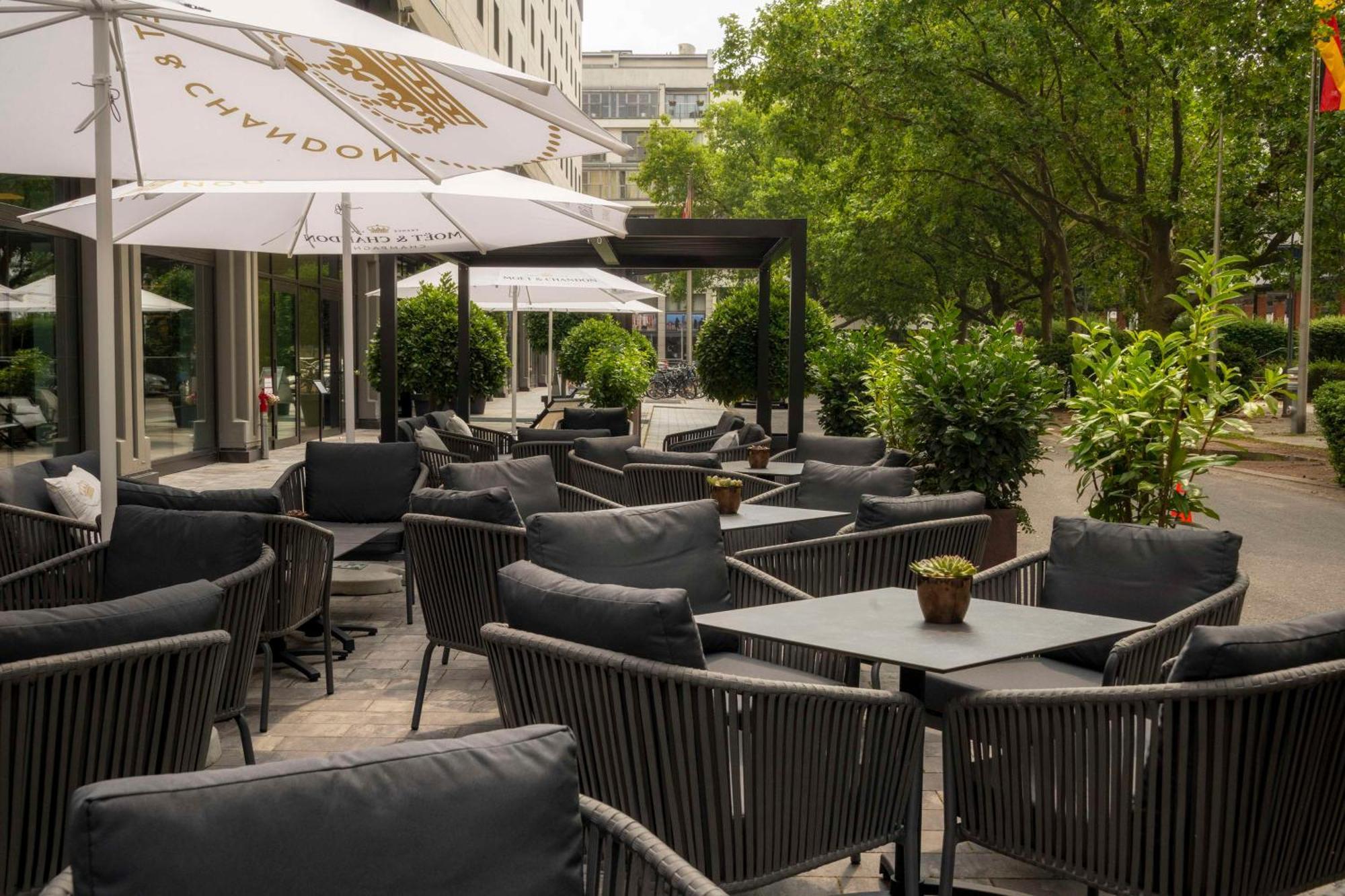 Hotel Doubletree By Hilton Berlin Ku'Damm Exterior foto The Terrace